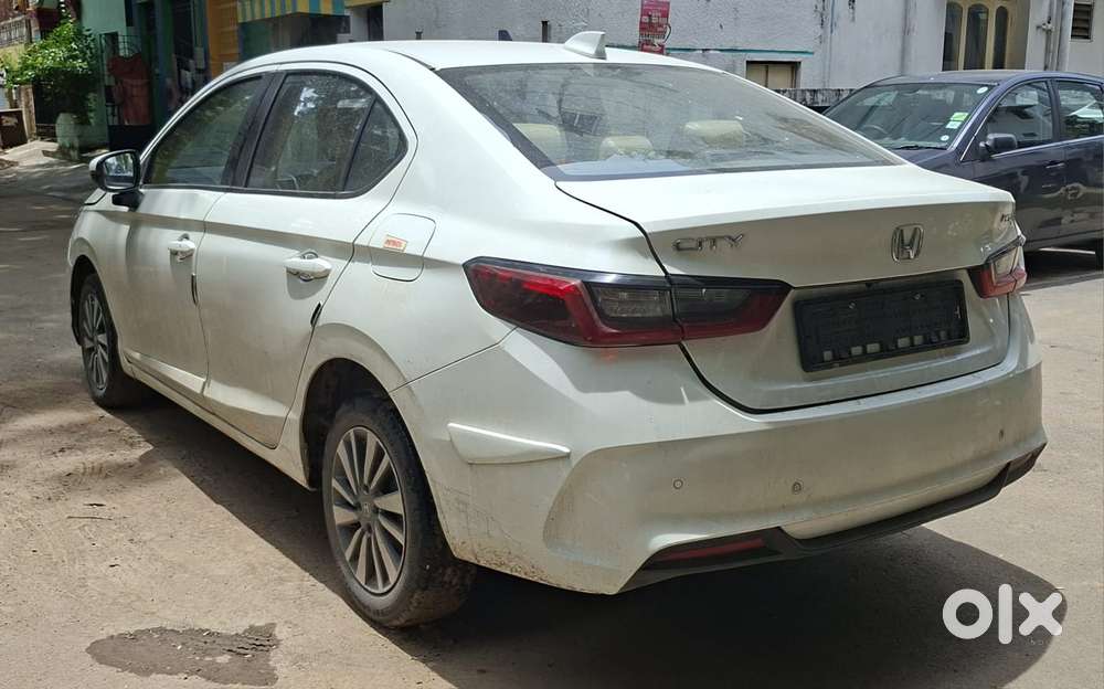 Honda City Vx Petrol Mt, 2023, Petrol