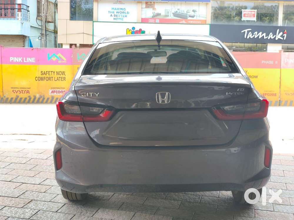 Ca Driven Honda City Zx Petrol 2021 Warranty Upto Nov 2028