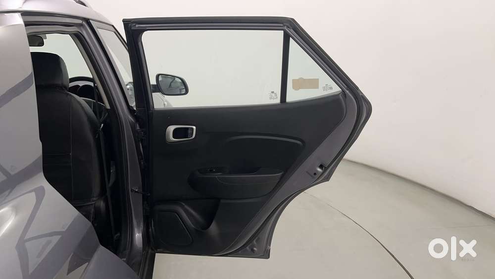 Hyundai Venue S Turbo, 2020, Petrol