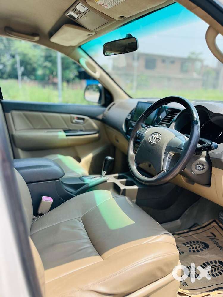 Toyota Fortuner 3.0 4x2 Automatic, 2012, Diesel