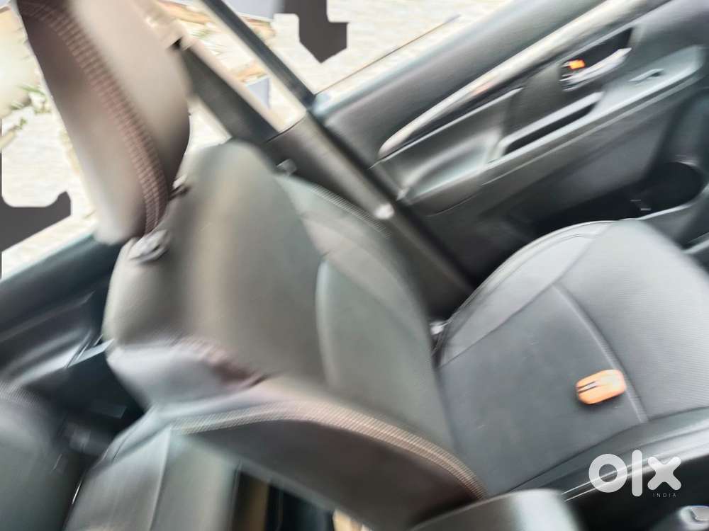 Maruti Suzuki Xl6 1.5 Alpha Mt, 2022, Petrol