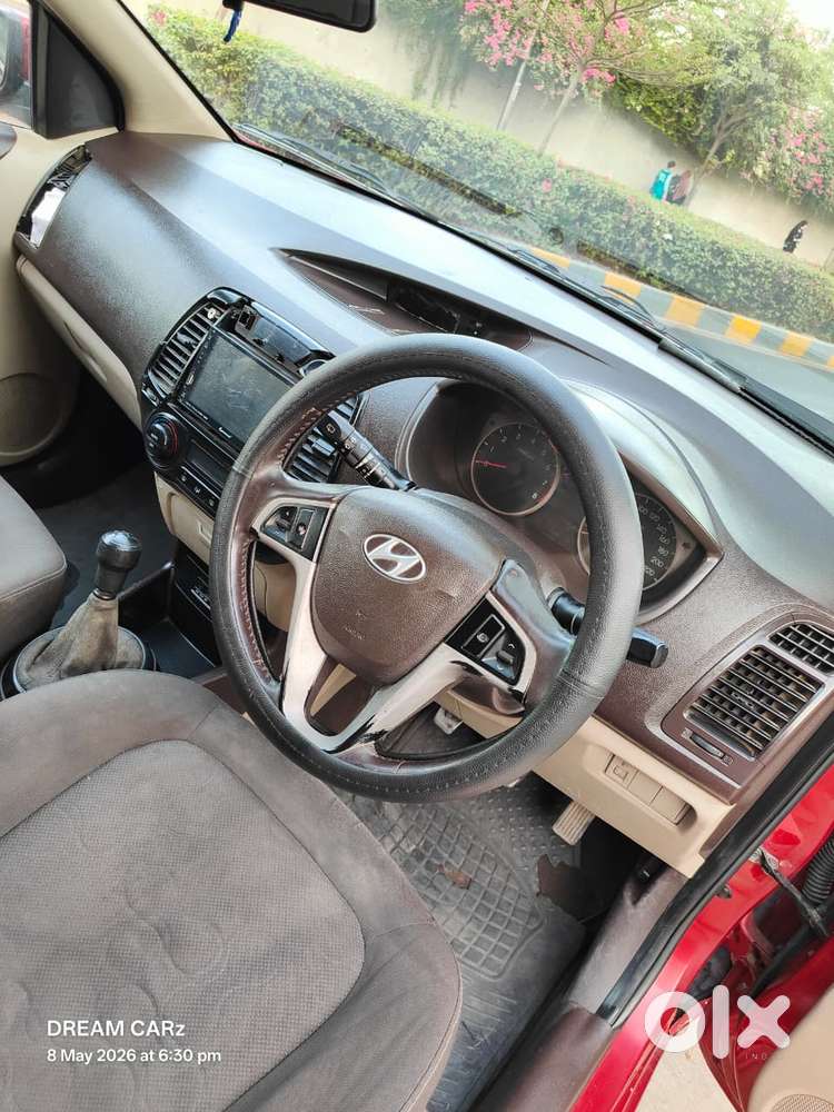 Hyundai I20 Petrol Asta Dual Tone, 2009, Petrol