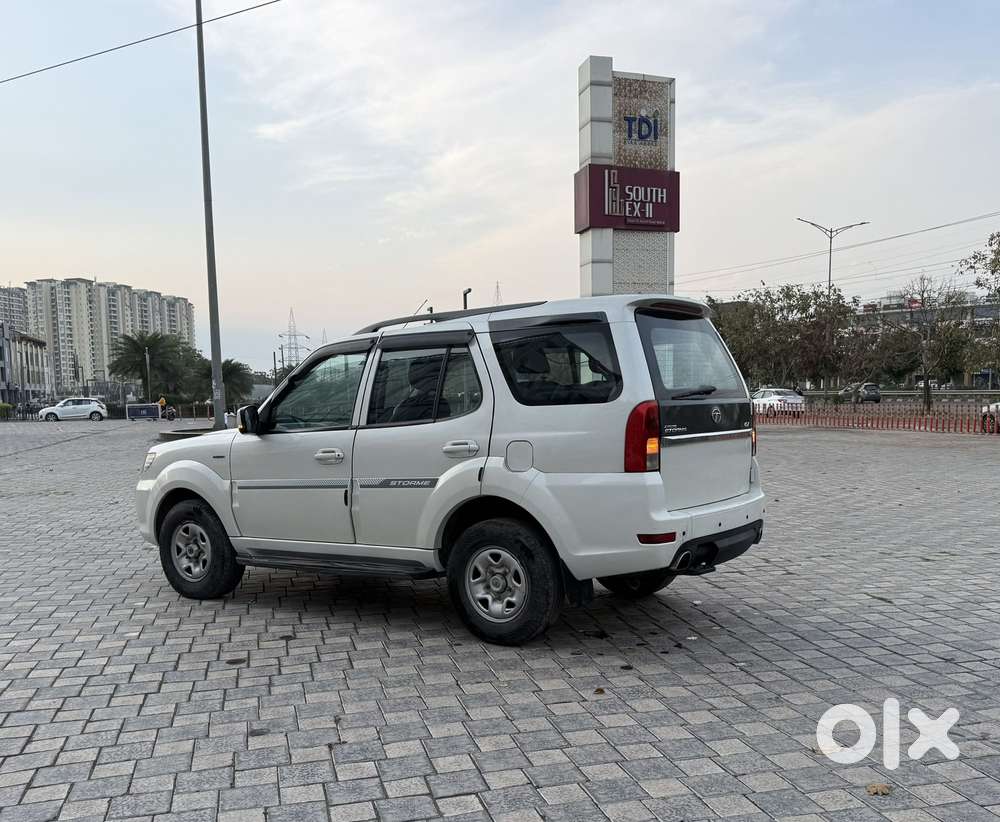Tata Safari Storme [2015-2019] 2.2 Ex 4x2, 2017, Diesel