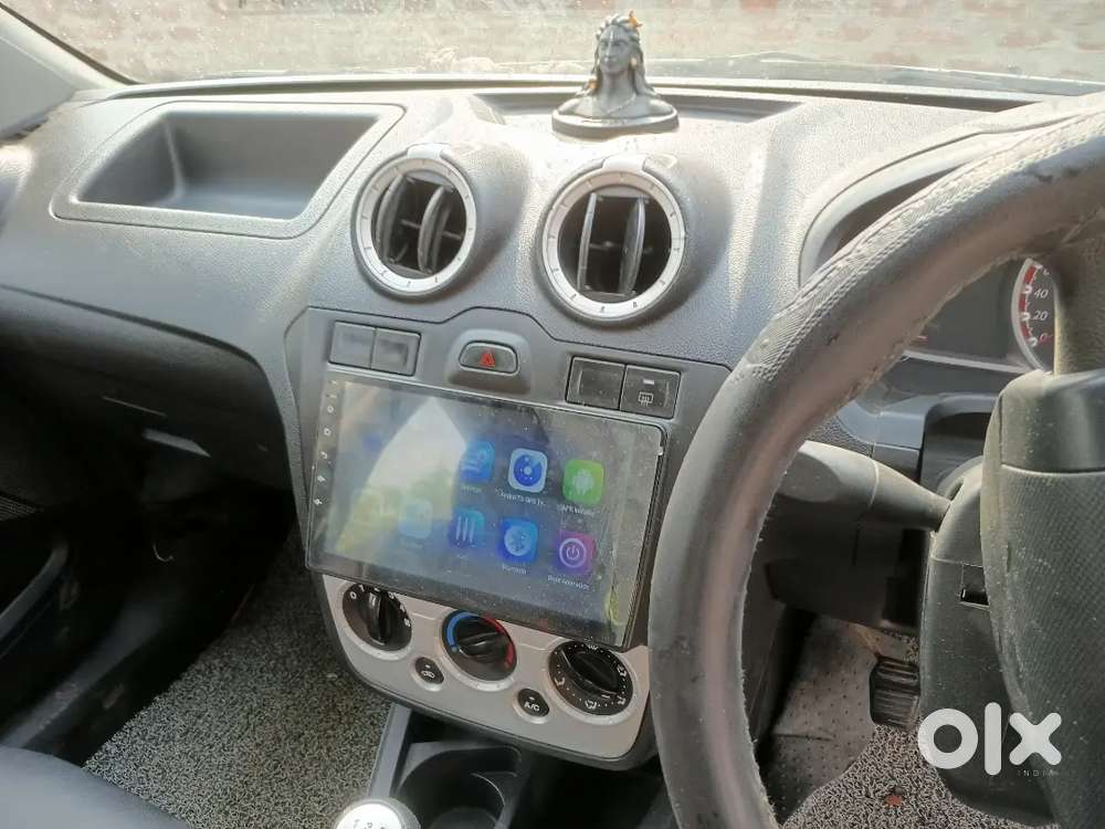 Ford Figo Petrol Lxi 2012