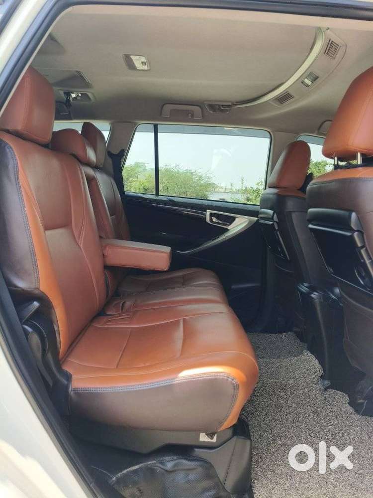 Toyota Innova Crysta 2.4 V 8 Str, 2020, Diesel