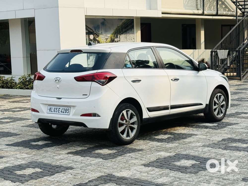 Hyundai Elite I20 Sportz (o) 1.2, 2014, Petrol