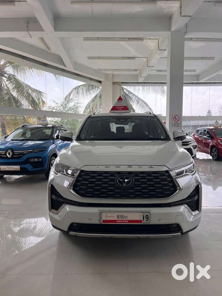 Toyota Innova Hycross 2.0 Zx (o) Hybrid 7 Str, 2024, Petrol