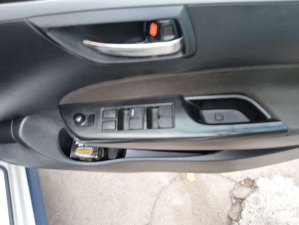 Maruti Suzuki Swift Vxi Optional, 2015, Petrol