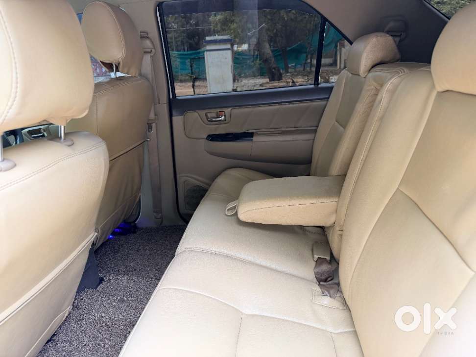 Toyota Fortuner 3.0 4x2 Mt, 2012, Diesel