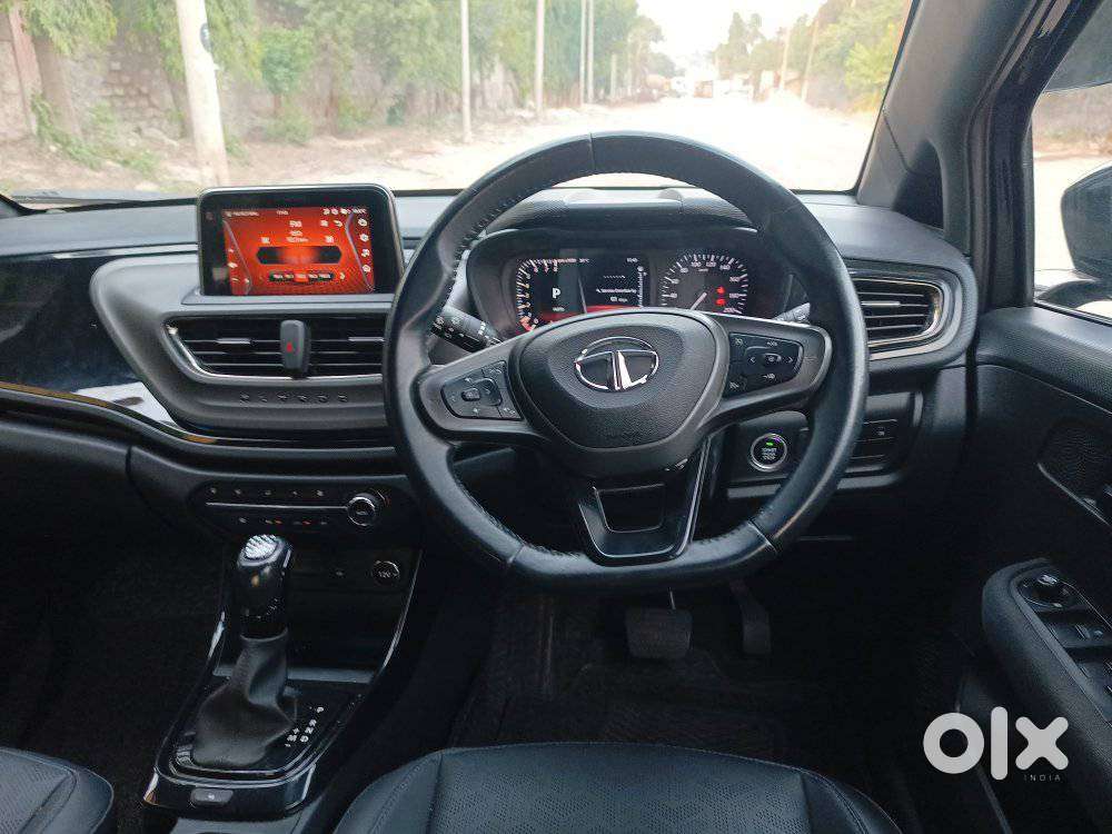 Tata Altroz 1.2 Xza Petrol Dct, 2023, Petrol