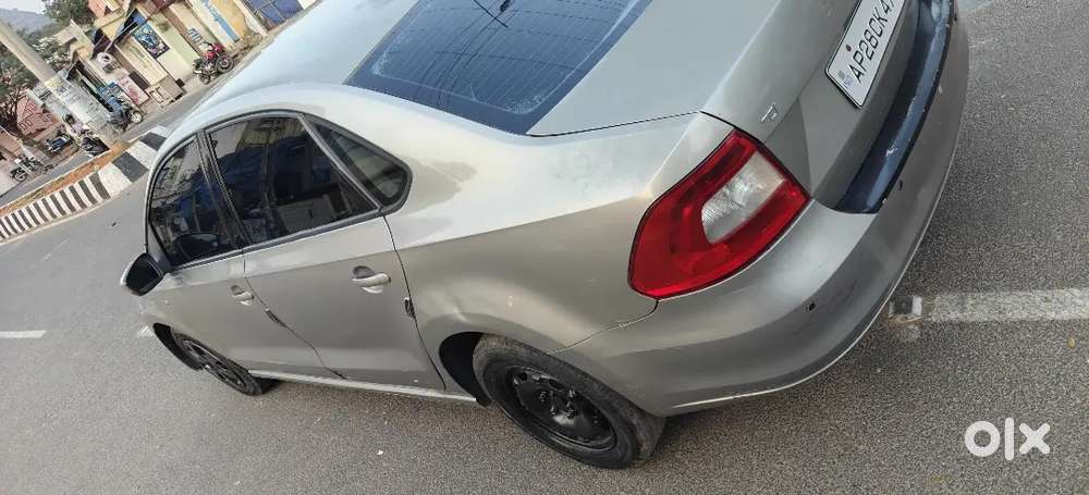 Skoda Rapid 1.6 Ambition 2013