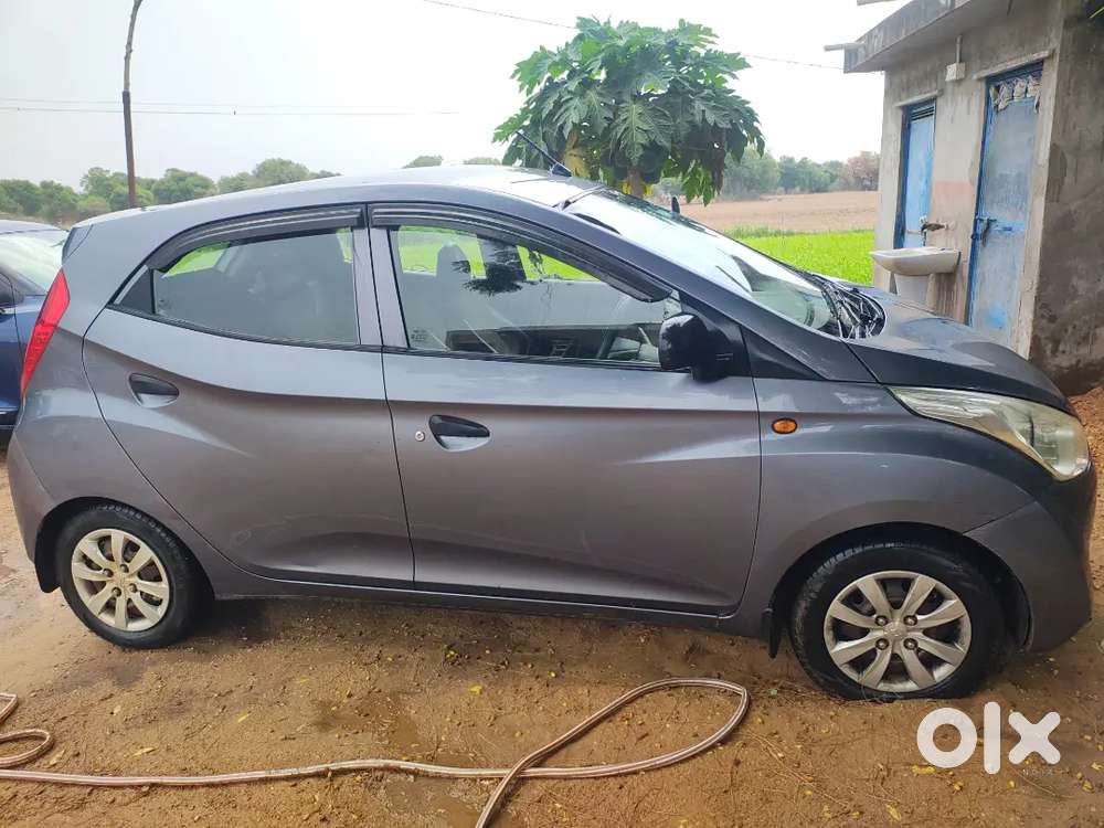 Hyundai Eon 2011 Petrol Well Maintained