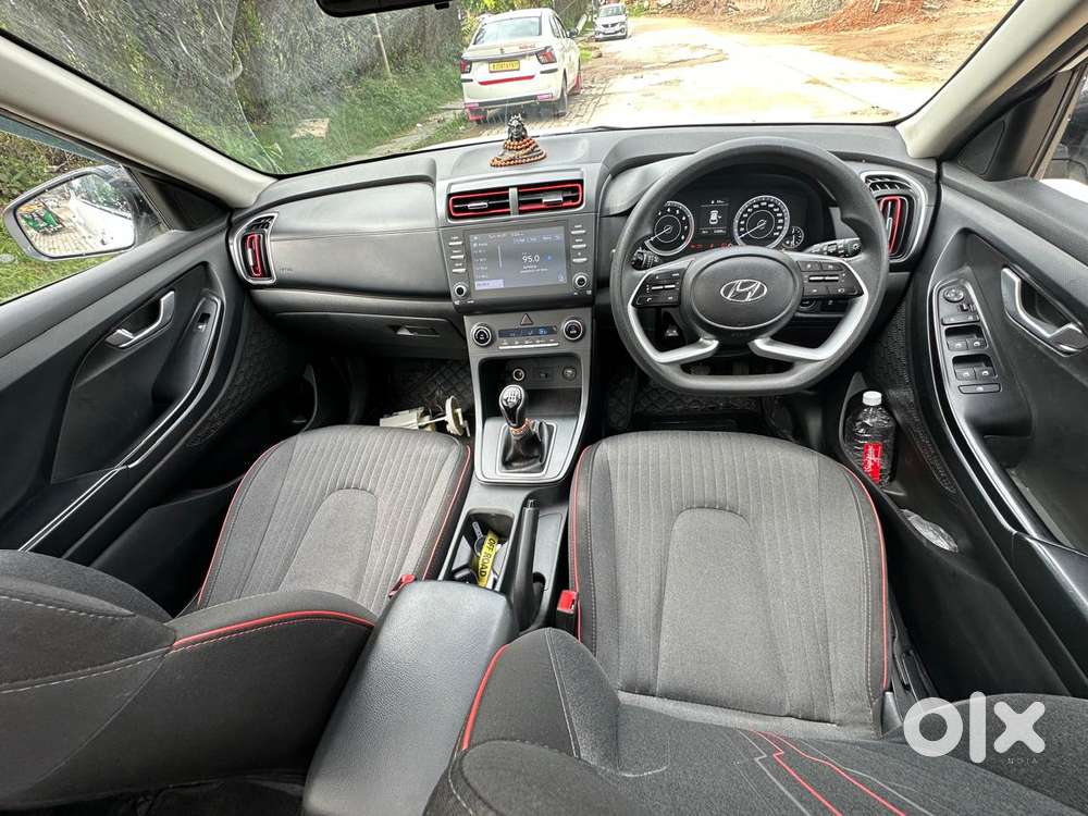 Hyundai Creta King Edition 1.5 Petrol Dual Tone, 2023, Petrol
