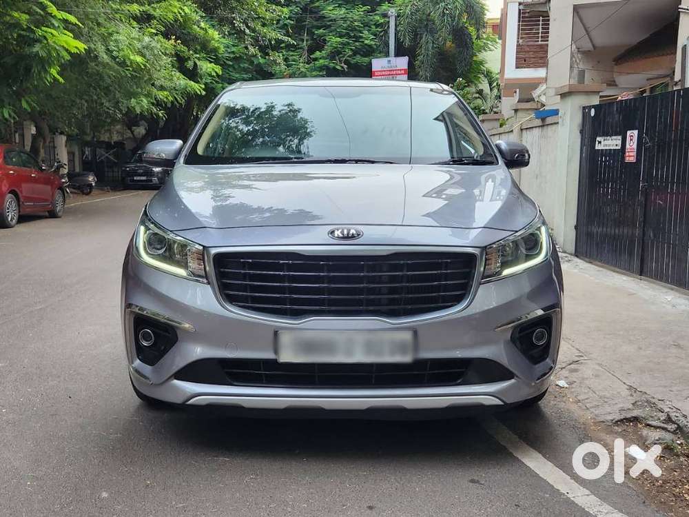 Kia Carnival Premium, 2020, Diesel