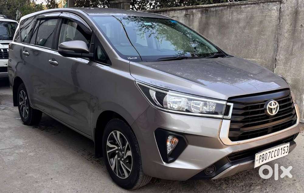 Toyota Innova Crysta, 2022, Petrol