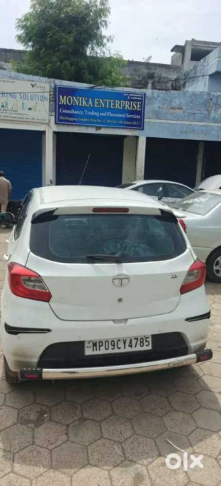 Tata Tiago Revotron 2018