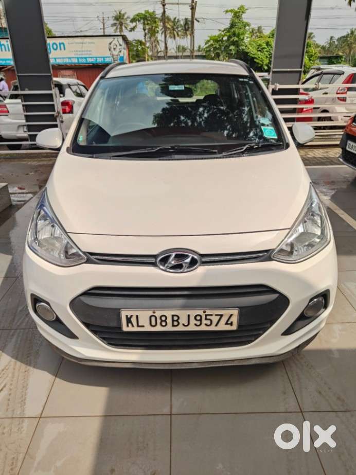 Hyundai Grand I10 At Asta, 2016, Petrol