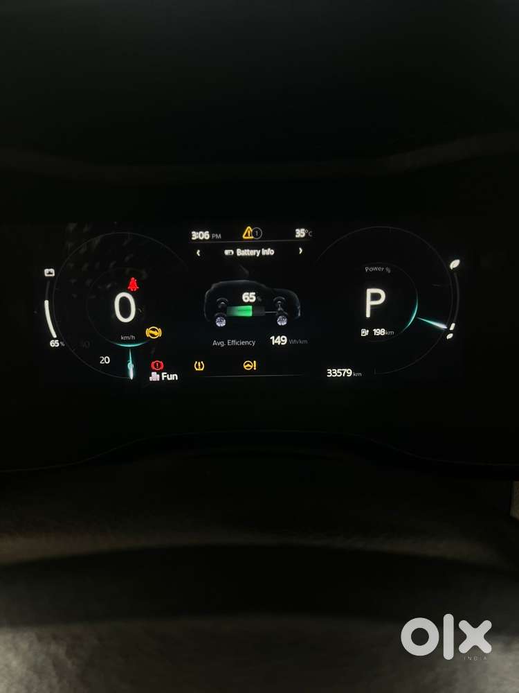 Mahindra Xuv400 Ev El Fast Charger Dt, 2024, Electric