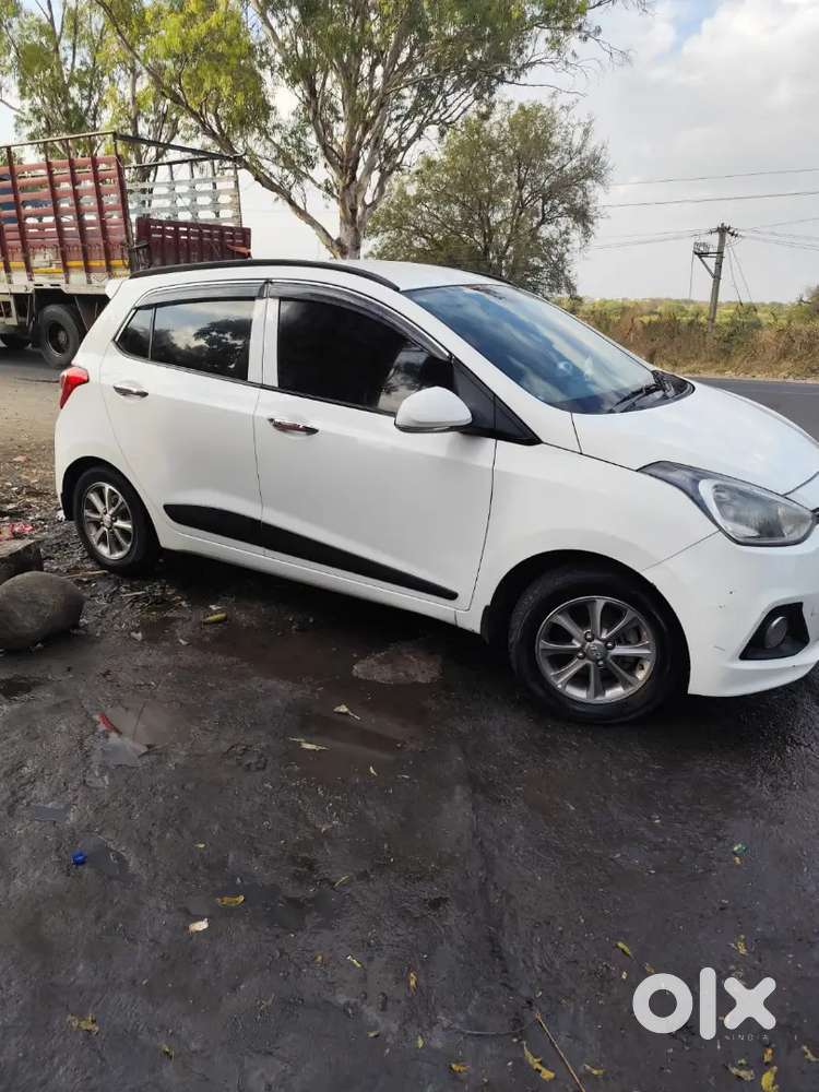 Hyundai Grand I10 Prime 2016 Petrol 128000 Km Driven