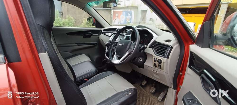 Mahindra Kuv 100 G80 K8 Dual Tone, 2017, Diesel