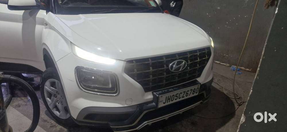 Hyundai Venue, 2021, Petrol