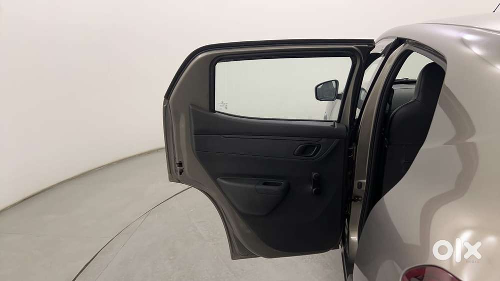 Renault Kwid 1.0 Rxt, 2016, Petrol