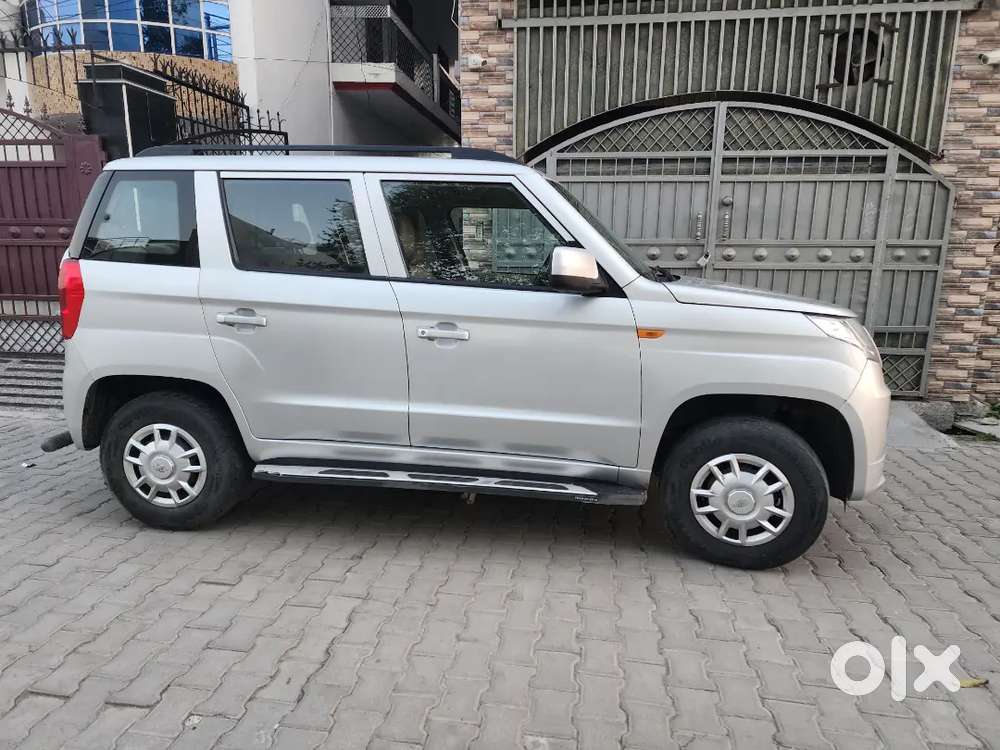 Mahindra Tuv 300 2018