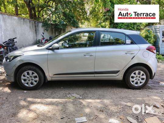Hyundai I20 Sportz Petrol, 2016, Petrol