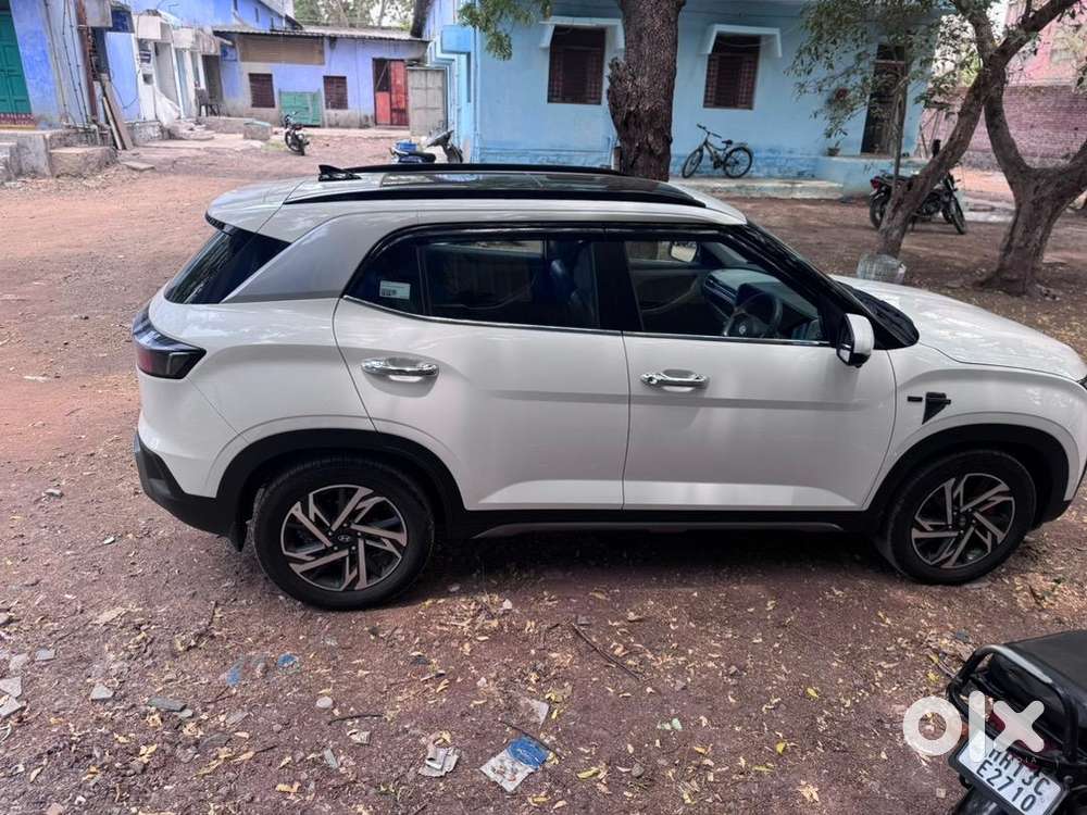Creta 2025  Panaromic Sunroof In Mint Condition