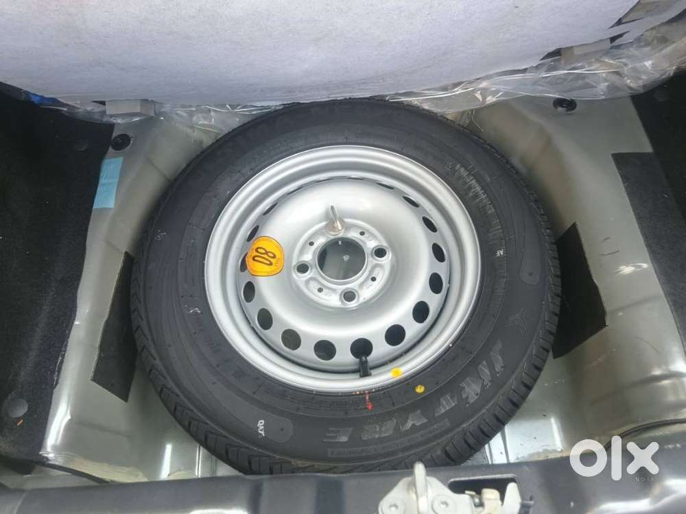 Tata Tiago, 2025, Petrol