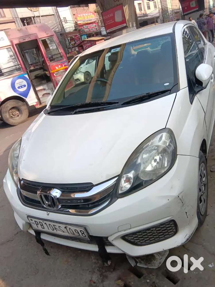 Honda Amaze 2016 Diesel Well Maintained