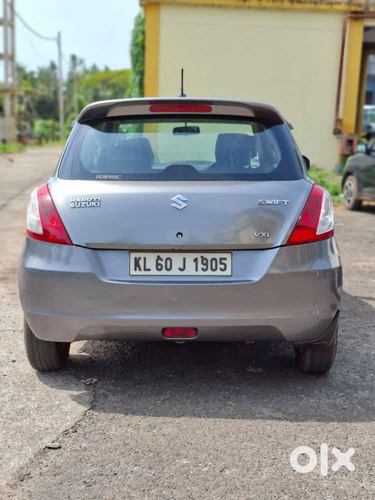 Maruti Suzuki Swift Vxi Abs Bsiv, 2015, Petrol