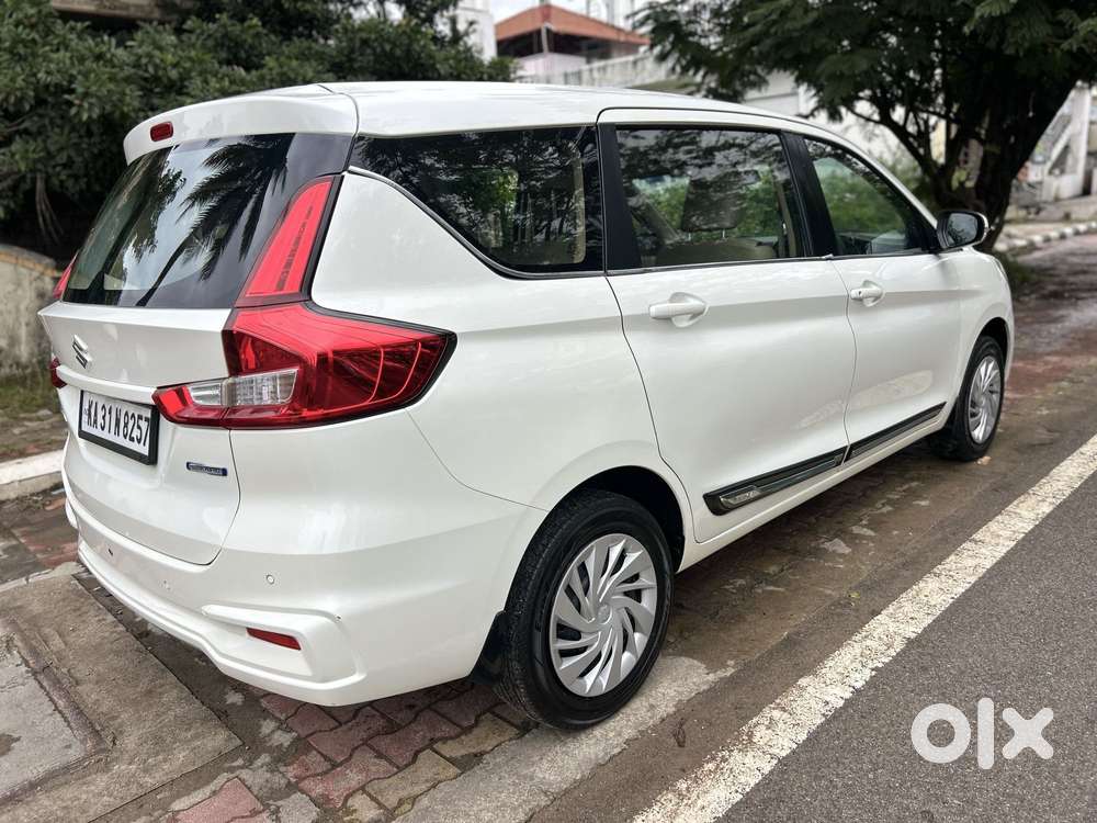 Maruti Suzuki Ertiga Vxi Shvs, 2021, Petrol