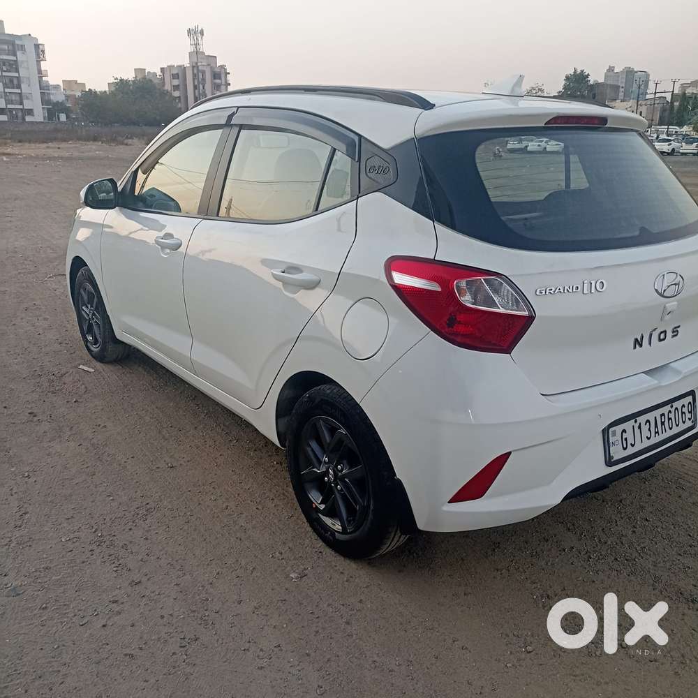 Hyundai Grand I10 Nios Sportz Amt 1.2 Kappa Vtvt, 2021, Cng & Hybrid..