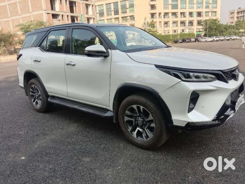 Toyota Fortuner Legender 4x2 At 2.8, 2021, Petrol