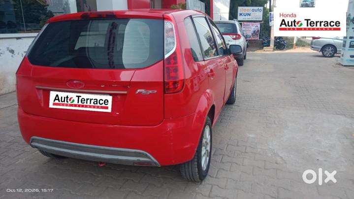 Ford Figo Petrol Zxi, 2012, Petrol