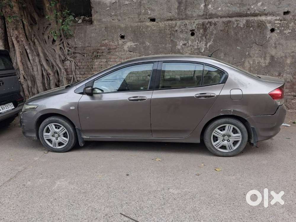 Honda City 2010 Cng & Petrol 200000 Km Driven