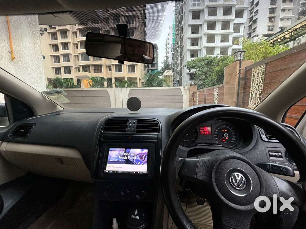 Volkswagen Polo Petrol 2011 Year