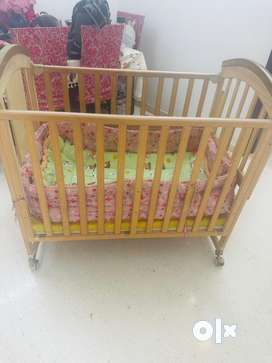 Baby Cot Buy Sell Used Furniture in Andheri West OLX