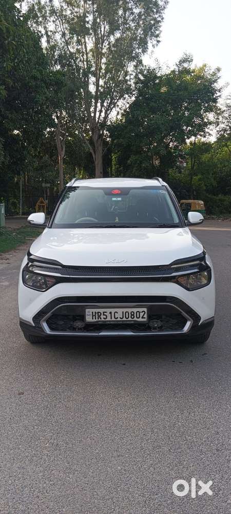 Kia Carens 1.5 Prestige 7 Str, 2023, Petrol