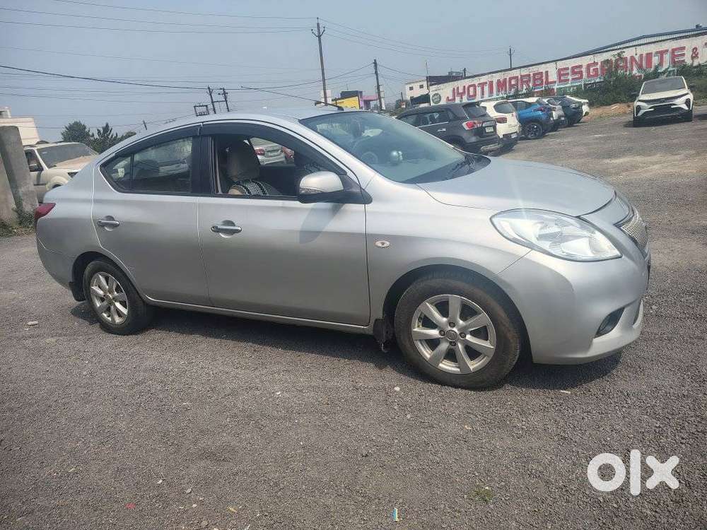 Nissan Sunny Diesel Xv, 2014