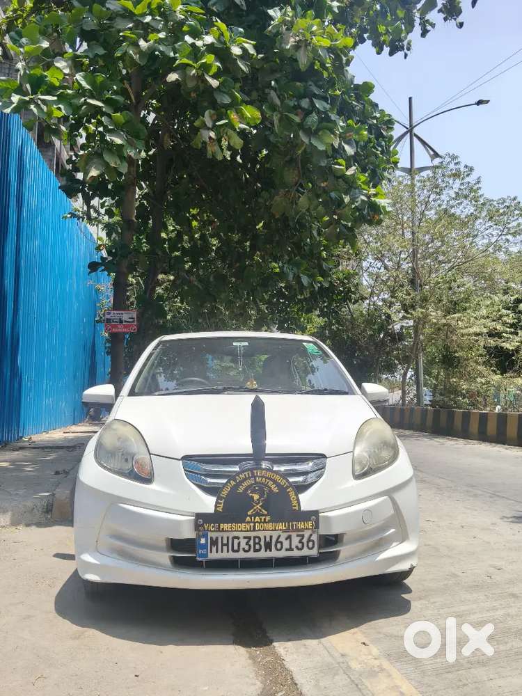 Honda Amaze 2nd Gen 2015 Petrol 29000 Km Driven .
