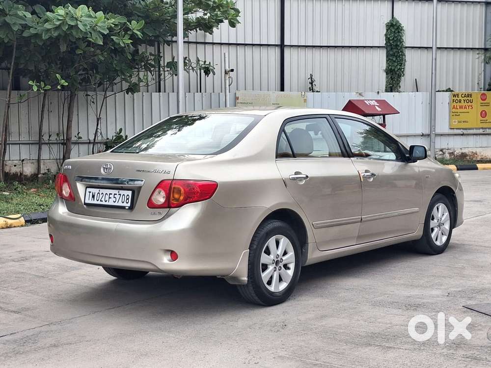 Toyota Corolla Altis G, 2010, Petrol