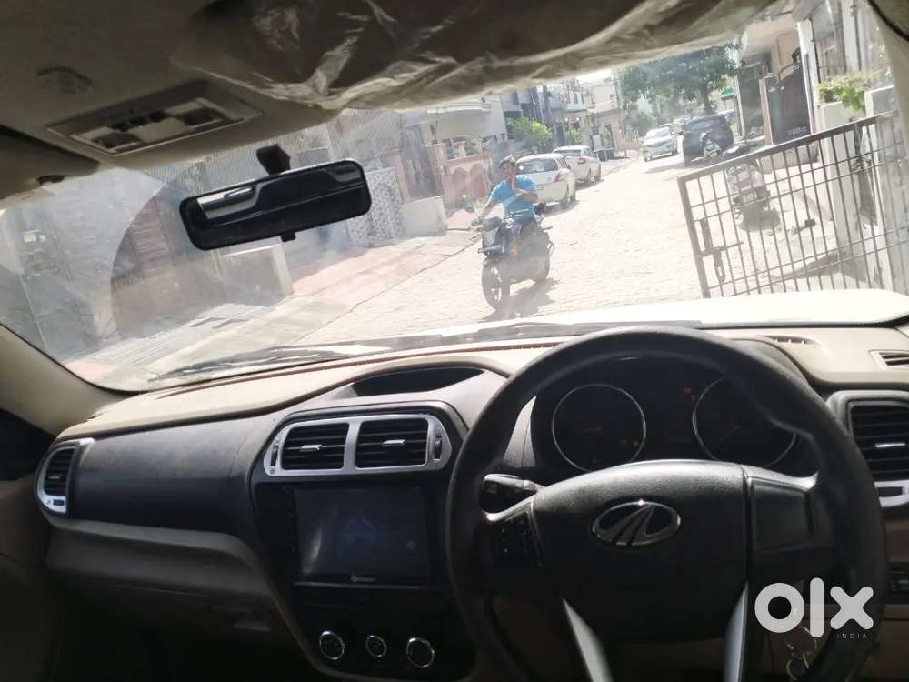 Mahindra Tuv 300 2015 Diesel Well Maintained