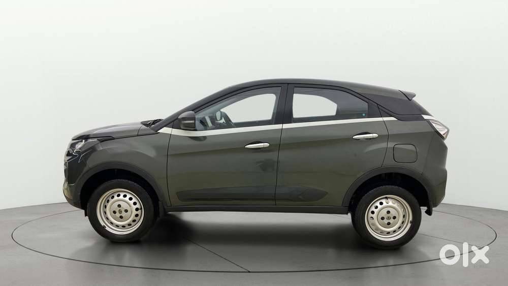 Tata Nexon 1.2 Revotron Xe, 2020, Petrol