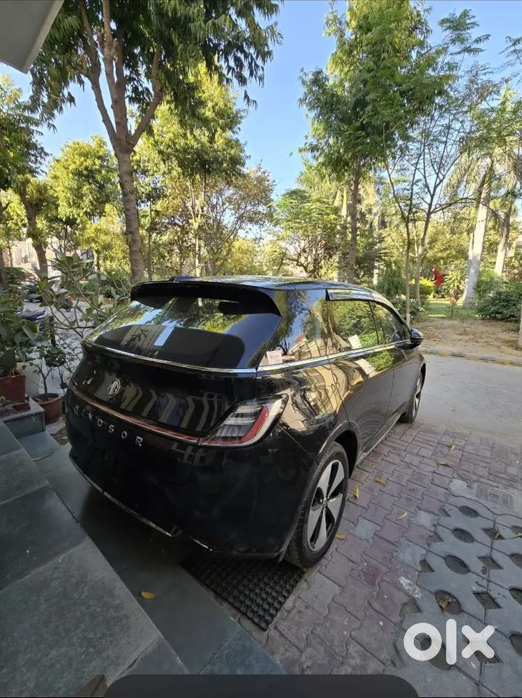 Mg Windsor Ev 2025 Car