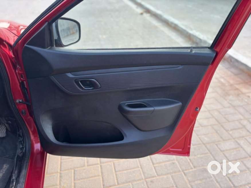 Renault Kwid 1.0 Rxt Amt Opt, 2017, Petrol