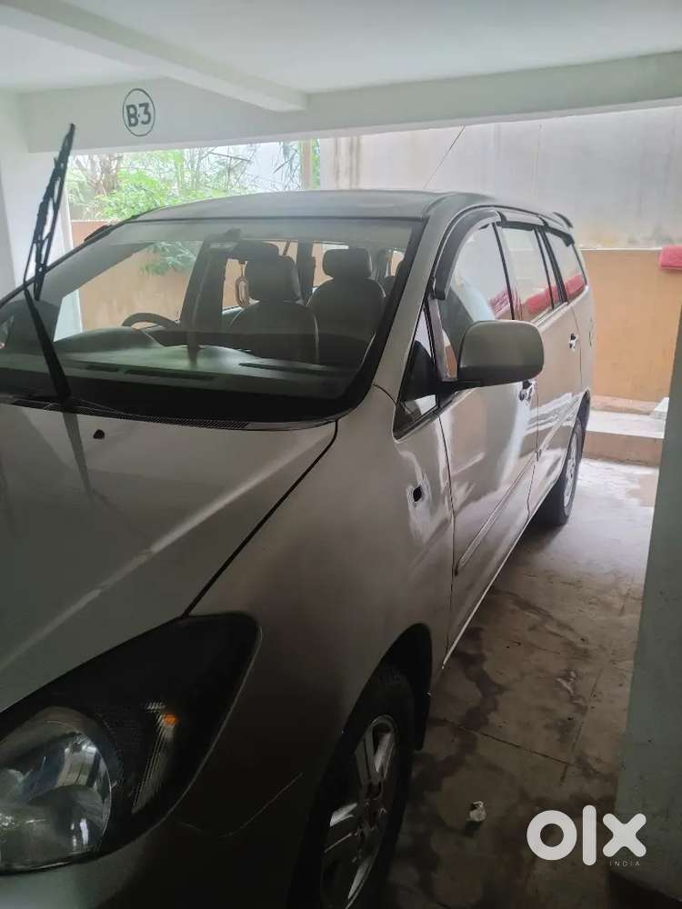 Toyota Innova 2005 Petrol Good Condition