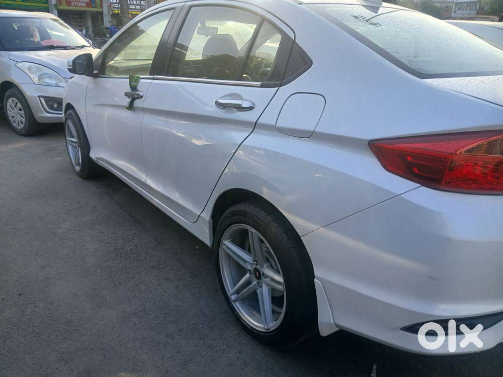 Honda City V Mt Exclusive, 2017, Petrol