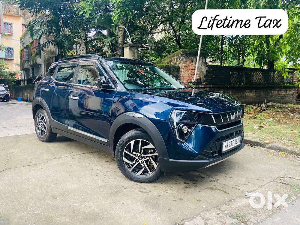 Mahindra Xuv 3xo Ax5 Ds Mt, 2025, Diesel